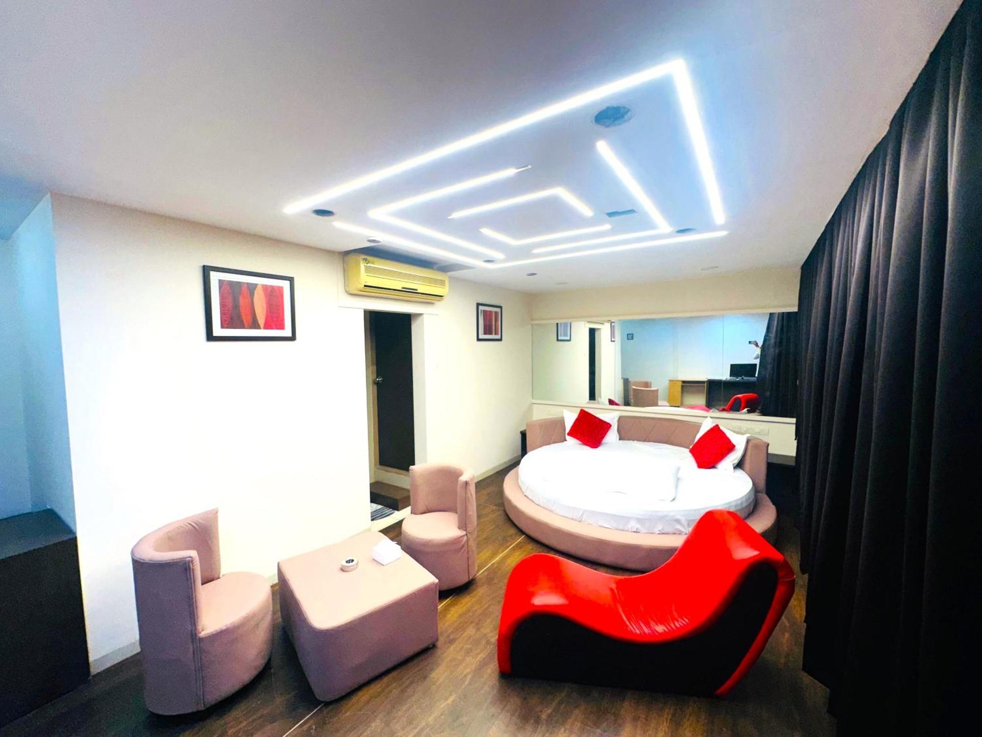 Aundh Elite Stay Пуна Экстерьер фото